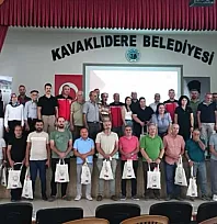 Kavaklıdere'de ceviz üreticilerine yönelik eğitim düzenlendi