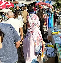Köyceğiz'de Ekim ayının son Pazar günü ikinci el pazarı kuruldu