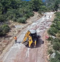Marmaris Çamlı'daki 30 yıllık içme suyu hatları yenileniyor