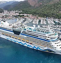 Marmaris'e 'Aida Stella' kruvaziyeri 2 bin 370 turist getirdi
