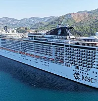 Marmaris'e 'MSC Divina' kruvaziyeriyle 4 bin 220 turist geldi