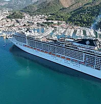Marmaris'e 'MSC Divina' kruvaziyeriyle 3 bin 705 turist geldi