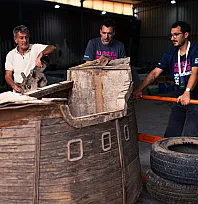 Marmaris'te hurda malzemeler, esere dönüşüyor
