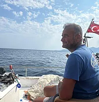 Marmaris'te yangının gönüllü kahramanı: Balıkçı Yusuf Balcı ekiplerin yardımına koştu