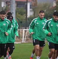 Menaf Kıyanç: 'Rakibe saygı duyuyoruz ama kazanmak için sahaya çıkacağız'
