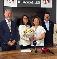 Menteşe Belediye Başkanı Aras Yeni Parti'ye geçti