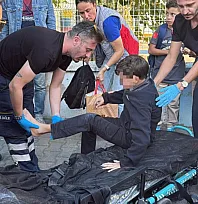 Menteşe'de okul çıkışı öğrencinin ayağı otomobilin altında kaldı