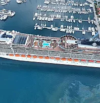 'MSC Divina' kruvaziyeri Marmaris'e 3 bin 749 turist getirdi