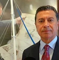 Muğla Büyükşehir Belediye Başkanı Aras parti değiştireceği iddialarını değerlendirdi