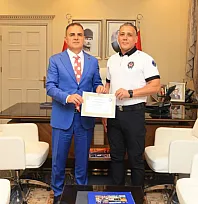 Muğla'da Özel Güvenlik Haftası: Evren Arslan'a Vali Akbıyık'tan ödül