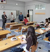 Muğla İl Milli Eğitim Müdürü Çay, yaz kursları ve tercih danışmanlığı çalışmalarını inceledi
