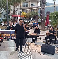 Müzikli Fethiye Akşamları Bahriye Üçok Parkı'nı şenlendirdi