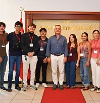 Nikaragua ve Guatemalalı genç girişimcilerden Fethiye Kaymakamı Akkaya'ya ziyaret