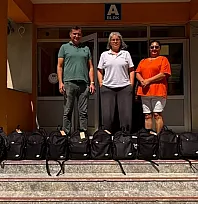 Ölüdeniz Rotary Kulübü'nden Öğrencilere Kırtasiye Desteği