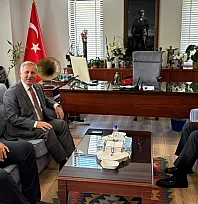 Özdağ'dan Fethiye Belediye Başkanı Karaca'ya geçmiş olsun ziyareti