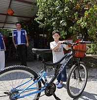 Seydikemer'de Yangının Ardından Minik Umut'a Büyük Sürpriz