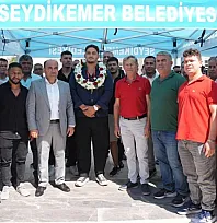 Seydikemer, Türkiye'nin En Genç Başpehlivanı Muhammed Enes Özcan'ı Coşkuyla Karşıladı