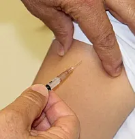 TEİS, grip aşılarının eczanelere gelmeye başladığını duyurdu