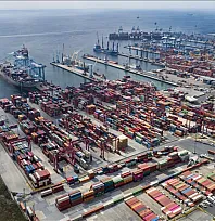 Türkiye limanlarında 2025'te Cumhuriyet tarihinin yük elleçleme rekoru kırıldı