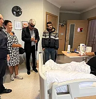 Umut Hepdizdar ve beraberindeki heyetten Seda Köktener'e ziyaret