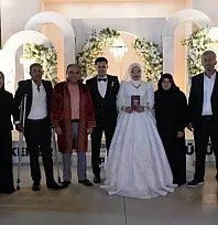 Viranlar ailesinin mutlu günü: Hasan Salih Viran ve Cemre Uçku dünyaevine girdi