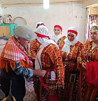 Yayla Karaçulha Yörük Şenliği'nde Temsili Gelin Alma Geleneği Yaşatıldı