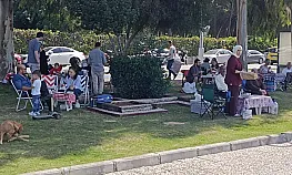 Fethiye'de Pazar Keyfi: Vatandaşlar Kahvaltılarını Sahil Bandı'nda Yaptı