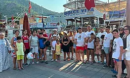 Fethiye Otizm Derneği'nden anlamlı etkinlik: 50 kişi mehtap turunda