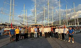İlkay Tugay seçim öncesi sahaya indi: Fethiye'de üyelerle bir araya geldi