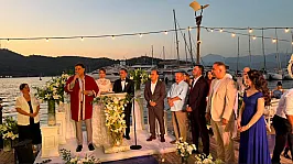 Fethiye'de Tuğçe ve Can çifti dünyaevine girdi