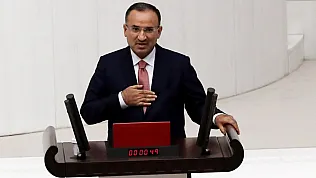 Bekir Bozdağ, TBMM Başkanvekilliği görevinden istifa etti