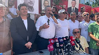 Fethiye'de duygusal veda: 'Bir gün geri dönmek üzere baba ocağımıza veda ediyoruz'