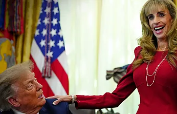 ABD'de 'uzaylı' tartışması: Trump'ın arkasındaki isim gündem oldu!