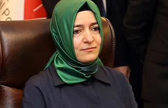 AK Parti Genel Başkan Yardımcısı Fatma Betül Sayan Kaya, görevlerinden affını istedi