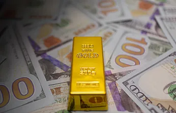 Altın düşerken beklenmedik gelişme! Fed'in faiz beklentisi değişti