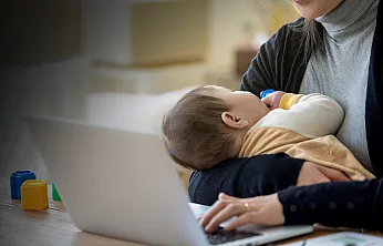 Annelere erken emeklilik fırsatı: Prim gününe ek geliyor, yaş şartı değişiyor