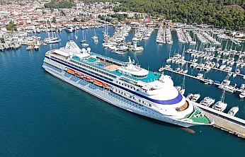 'Astoria Grande' kruvaziyeri Marmaris'e 447 turist getirdi