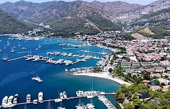 Bakan Kurum Duyurdu: Muğla Göcek'te Halk Plajı Vatandaşın Kullanımına Sunuldu