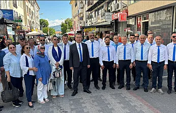 Başkan Çıralı Çarşıda Üyelerle Buluştu