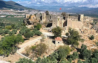 Beçin Kalesi'nde tarihi miras geleceğe taşınıyor