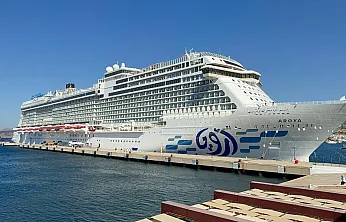 Bodrum'a 'Aroya' kruvaziyeriyle 1489 turist geldi