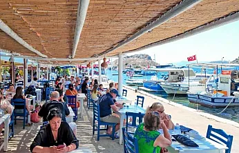 Bodrum Belediyesi'nin kafeleri yazın buluşma noktası oldu