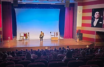 Bodrum Belediyesi Şehir Tiyatrosu Muğla'da sanatseverlerle buluştu