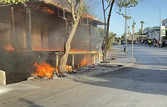 Bodrum'da alev topuna dönen depo 15 dakikada kül oldu