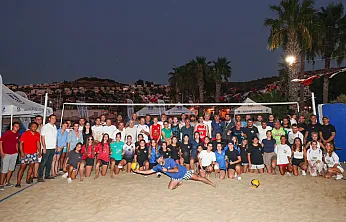 Bodrum'da Plaj Voleybolu Şenliği sona erdi
