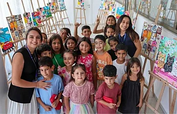 Bodrum'da 'Sayılarla Tuval Boyama Atölyesi' Mini Sergi ile tamamlandı