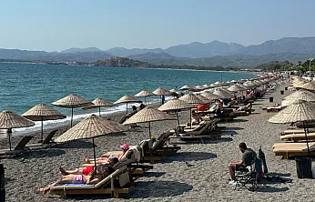 Çalış Plajı'nda Eylül Bereketi Şezlonglar Doldu