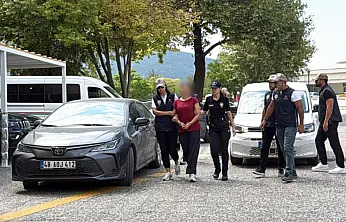 Darbeci FETÖ'cü Burkay Karatepe'nin ablası adliyeye sevk edildi