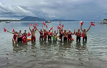 Datça'da Cumhuriyet için 1923 metre kulaç attılar