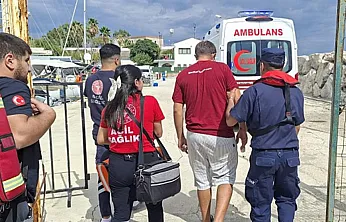 Datça'da gezi teknesinde rahatsızlanan vatandaşa tıbbi tahliye